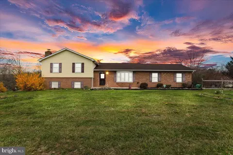 4045 N Stone Rd, Taneytown, MD 21787