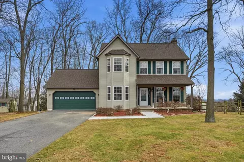 2833 Brougham Ct, Manchester, MD 21102
