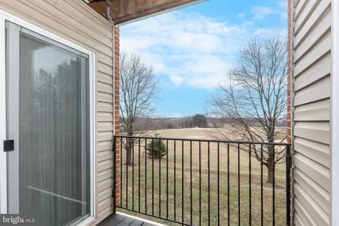 Exterior - 3850 Normandy Dr #2B, Hampstead, MD 21074 photo 3 of 4
