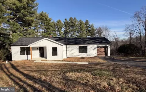 922 Deer Park Rd, Westminster, MD 21157