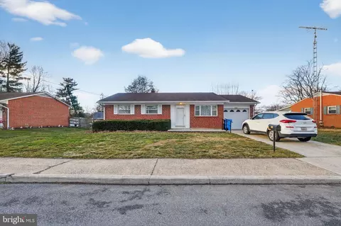316 Taney Dr, Taneytown, MD 21787