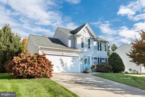 3992 Terrace Dr, Hampstead, MD 21074