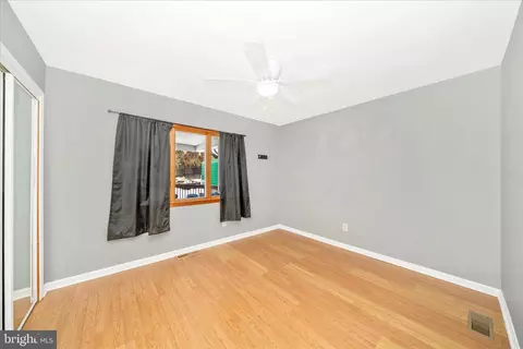 Bedroom - 806 Clearview Ave, Hampstead, MD 21074 photo 1 of 1