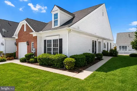 413 Clubside Dr #299, Taneytown, MD 21787