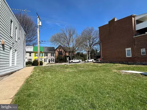 288 E Main St, Westminster, MD 21157 photo 4