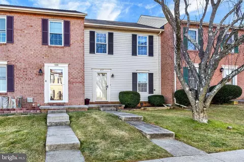 Exterior - 237 Alymer Ct, Westminster, MD 21157 photo 2 of 6