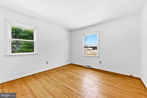 Bedroom - 4579 Dave Rill Rd, Hampstead, MD 21074 photo 3 of 5