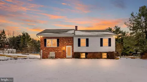 4579 Dave Rill Rd, Hampstead, MD 21074