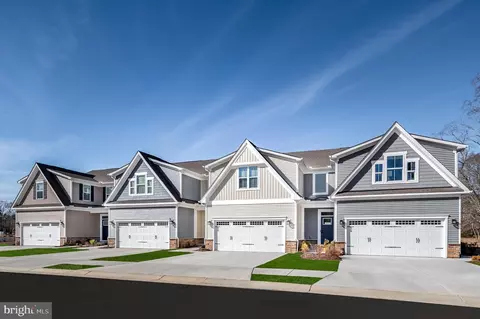 6052 Lancing Dr, Sykesville, MD 21784