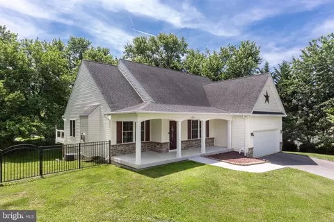 283 Maring Dr, Westminster, MD 21158