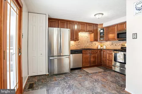 Kitchen - 76 Hook Rd, Westminster, MD 21157 photo 4 of 4