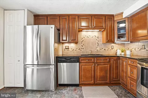 Kitchen - 76 Hook Rd, Westminster, MD 21157 photo 3 of 4