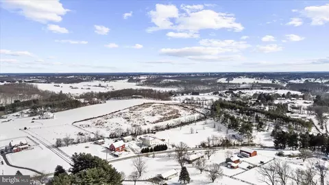 View/Area - 1850 Albert Rill Rd, Hampstead, MD 21074 photo 5 of 12