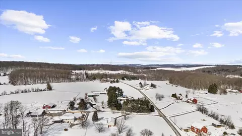 View/Area - 1850 Albert Rill Rd, Hampstead, MD 21074 photo 7 of 12