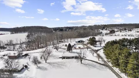 View/Area - 1850 Albert Rill Rd, Hampstead, MD 21074 photo 3 of 12