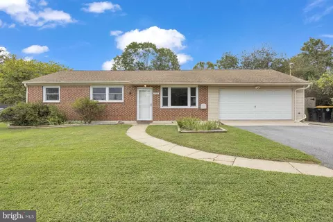 7729 Carter Rd, Sykesville, MD 21784