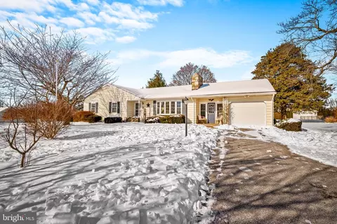 3754 London Bridge Rd, Sykesville, MD 21784