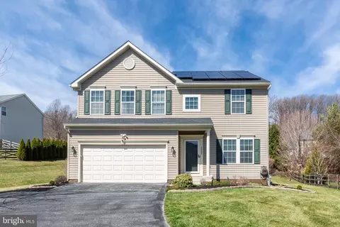 2683 Ideal Ct, Manchester, MD 21102