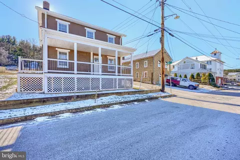 1359 Pleasant Valley Rd, Westminster, MD 21158