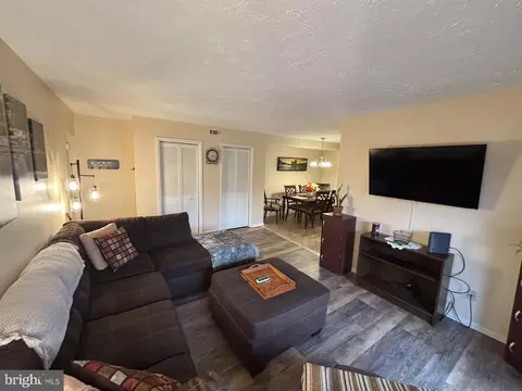 4220 Crystal Ct #3D, Hampstead, MD 21074