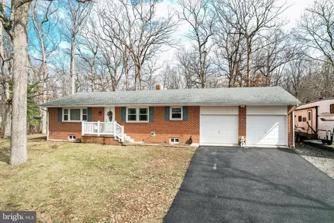 3820 Kump Station Rd, Taneytown, MD 21787