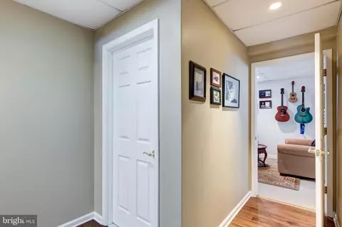 Entry Way - 4316 Utz Rd, Hampstead, MD 21074 photo 4 of 6
