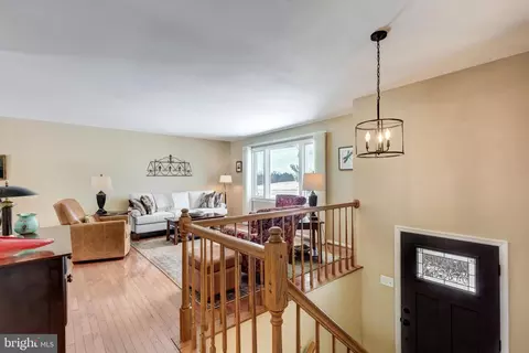 Entry Way - 4316 Utz Rd, Hampstead, MD 21074 photo 1 of 6