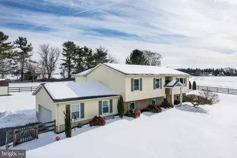 Exterior - 4316 Utz Rd, Hampstead, MD 21074 photo 7 of 17