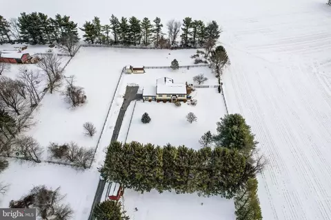 View/Area - 4316 Utz Rd, Hampstead, MD 21074 photo 7 of 10