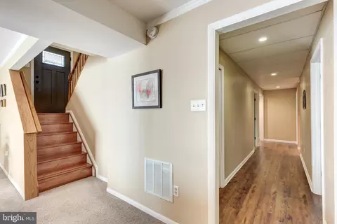 Entry Way - 4316 Utz Rd, Hampstead, MD 21074 photo 3 of 6