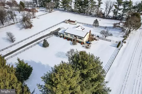 View/Area - 4316 Utz Rd, Hampstead, MD 21074 photo 1 of 10