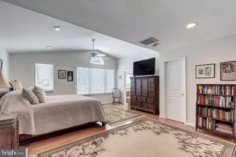Bedroom - 4316 Utz Rd, Hampstead, MD 21074 photo 6 of 10