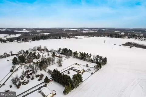 View/Area - 4316 Utz Rd, Hampstead, MD 21074 photo 6 of 10