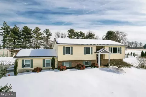 Exterior - 4316 Utz Rd, Hampstead, MD 21074 photo 6 of 17