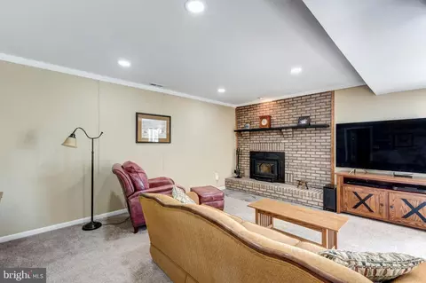 Living - 4316 Utz Rd, Hampstead, MD 21074 photo 2 of 2
