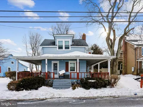 105 S Houcksville Rd, Hampstead, MD 21074