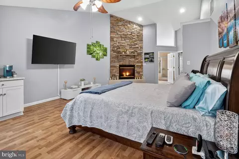Bedroom - 244 Stem Rd, Union Bridge, MD 21791 photo 4 of 10