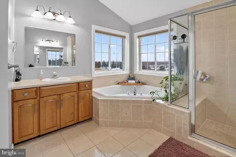 Bath - 244 Stem Rd, Union Bridge, MD 21791 photo 1 of 2