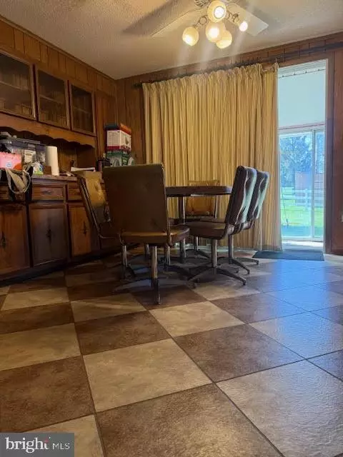 Dining - 312 E Broadway St, Union Bridge, MD 21791 photo 1 of 1