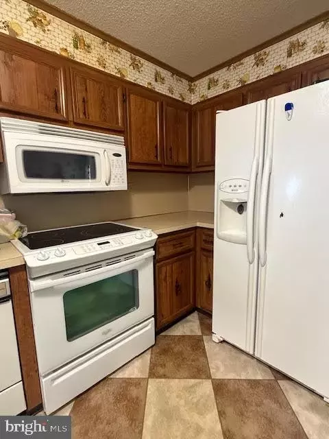 Kitchen - 312 E Broadway St, Union Bridge, MD 21791 photo 2 of 2