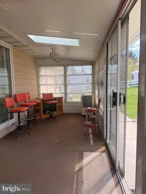 Exterior - 312 E Broadway St, Union Bridge, MD 21791 photo 3 of 3