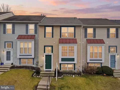 513 S Hills Ct, Westminster, MD 21158