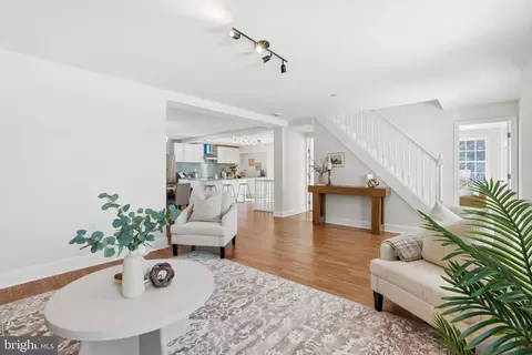Entry Way - 150 Hook Rd, Westminster, MD 21157 photo 1 of 8