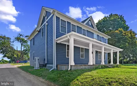 Exterior - 150 Hook Rd, Westminster, MD 21157 photo 2 of 6