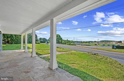 Exterior - 150 Hook Rd, Westminster, MD 21157 photo 3 of 6