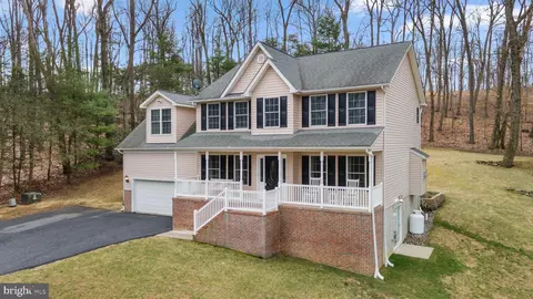 1877 Garrett Rd, Manchester, MD 21102