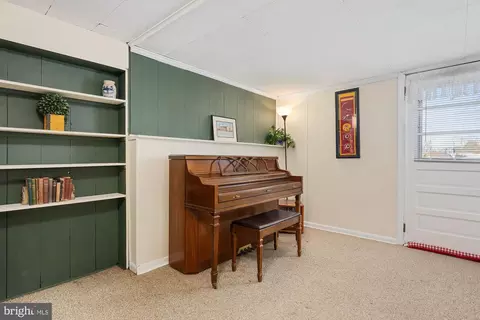 Entry Way - 463 E Green St, Westminster, MD 21157 photo 6 of 6