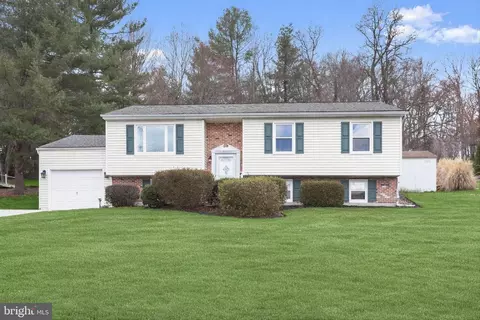 206 Opal Ave, Westminster, MD 21157