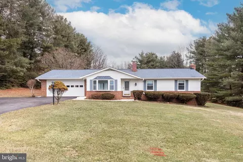 2507 Gillis Rd, Mount Airy, MD 21771