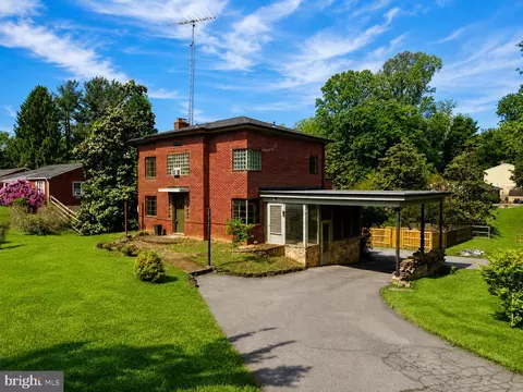 102 Bond St, Westminster, MD 21157